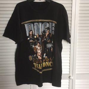 Black DNCE t shirt from summerfest!